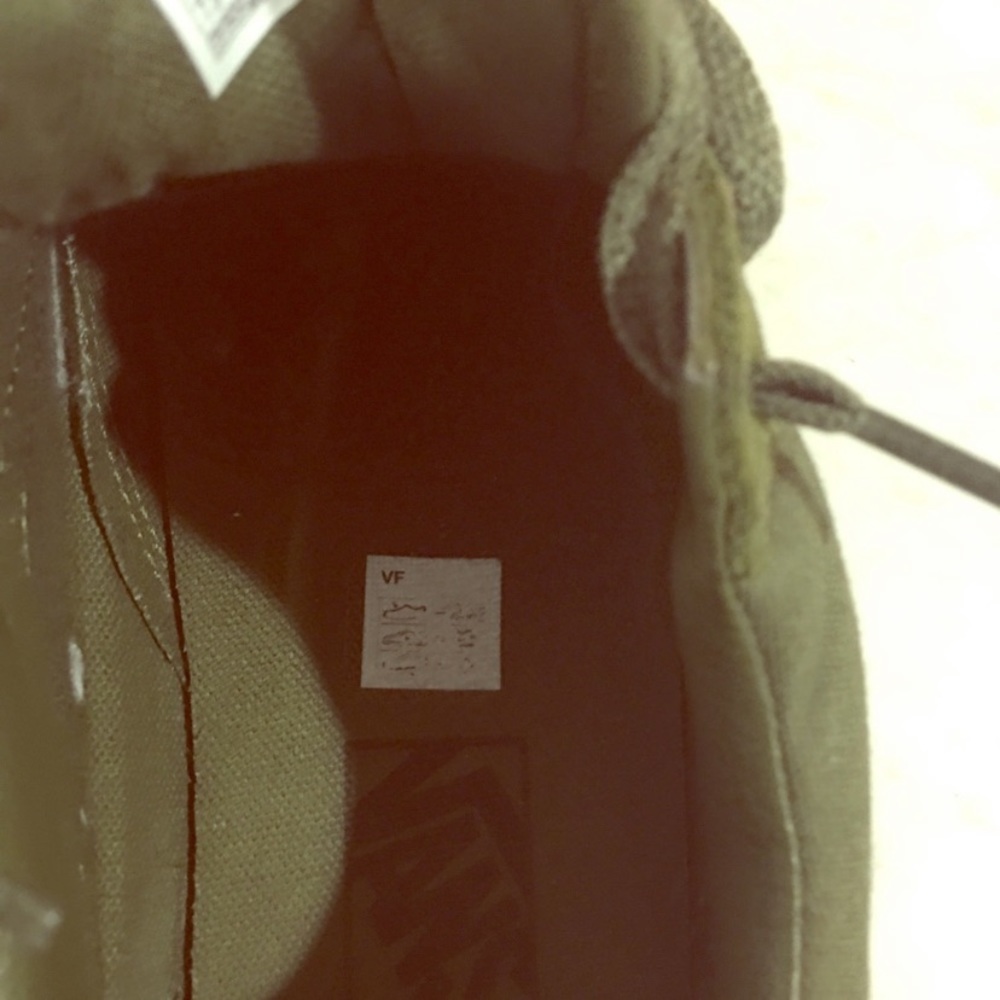 Vanz - Picture 2 of 4